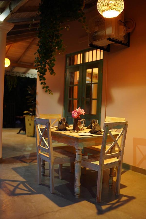 Villa Ronaya Surf Waves Dikwella Exterior foto