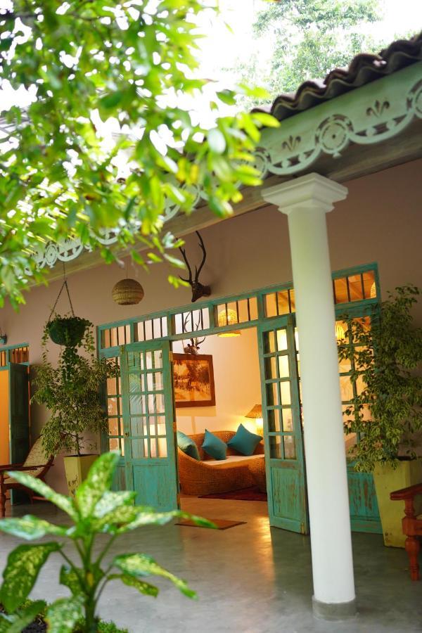Villa Ronaya Surf Waves Dikwella Exterior foto